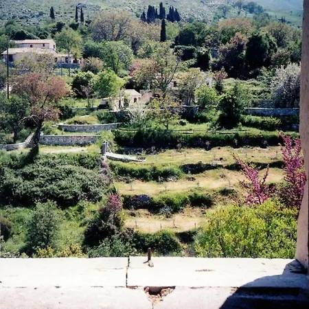 Ariti'S House * Peritheia